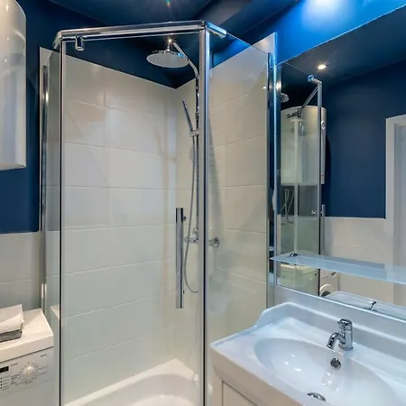 Nice2stay Sop Plazowy Apartmán *