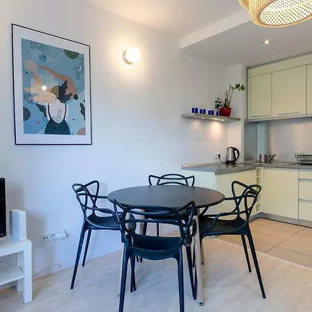 Nice2stay Sop Plazowy Apartmán